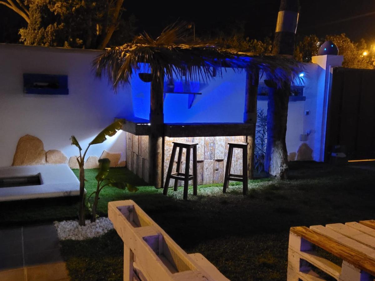 Gatu Premium Villa Lurberri Piscina Privada, 4 Dormitorios, 2 Banos, Parking , Jardines, " Preferente Mayores De 25 Anos Y Familias " In Y Barbacoa Chiclana de la Frontera Extérieur photo