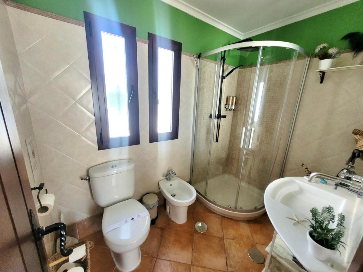 Gatu Premium Villa Lurberri Piscina Privada, 4 Dormitorios, 2 Banos, Parking , Jardines, " Preferente Mayores De 25 Anos Y Familias " In Y Barbacoa Chiclana de la Frontera Extérieur photo