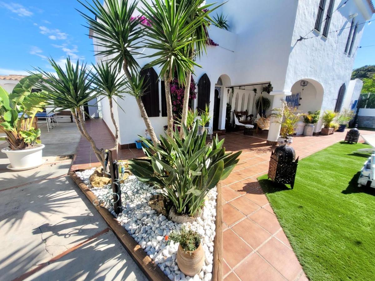 Gatu Premium Villa Lurberri Piscina Privada, 4 Dormitorios, 2 Banos, Parking , Jardines, " Preferente Mayores De 25 Anos Y Familias " In Y Barbacoa Chiclana de la Frontera Extérieur photo