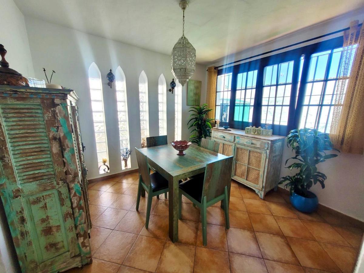 Gatu Premium Villa Lurberri Piscina Privada, 4 Dormitorios, 2 Banos, Parking , Jardines, " Preferente Mayores De 25 Anos Y Familias " In Y Barbacoa Chiclana de la Frontera Extérieur photo