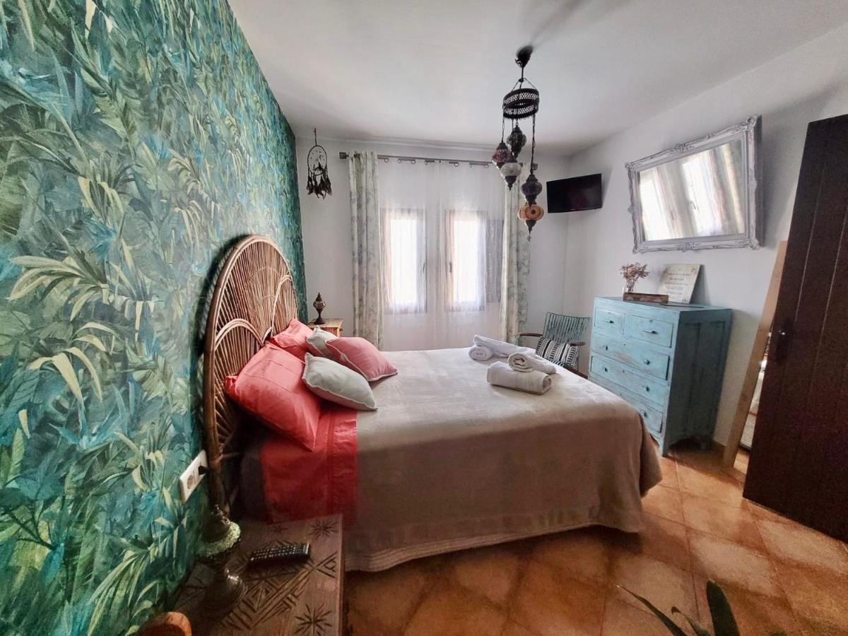Gatu Premium Villa Lurberri Piscina Privada, 4 Dormitorios, 2 Banos, Parking , Jardines, " Preferente Mayores De 25 Anos Y Familias " In Y Barbacoa Chiclana de la Frontera Extérieur photo
